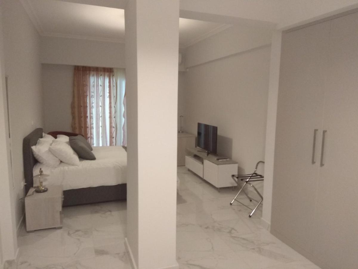 V17 Syntagma Studio Athens Luaran gambar